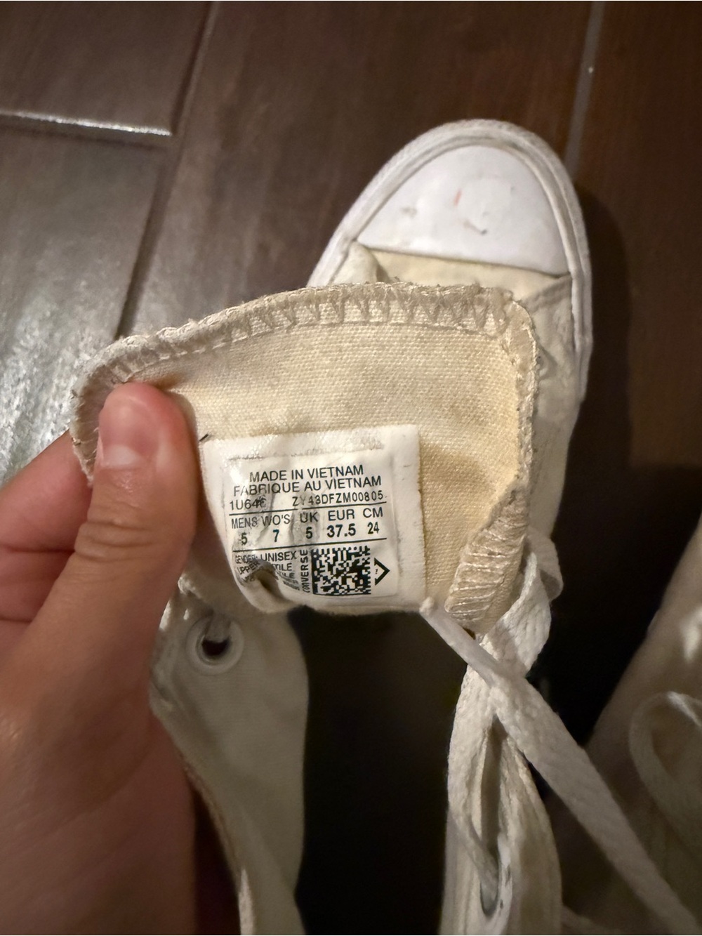 Converse - Picture 6 of 6